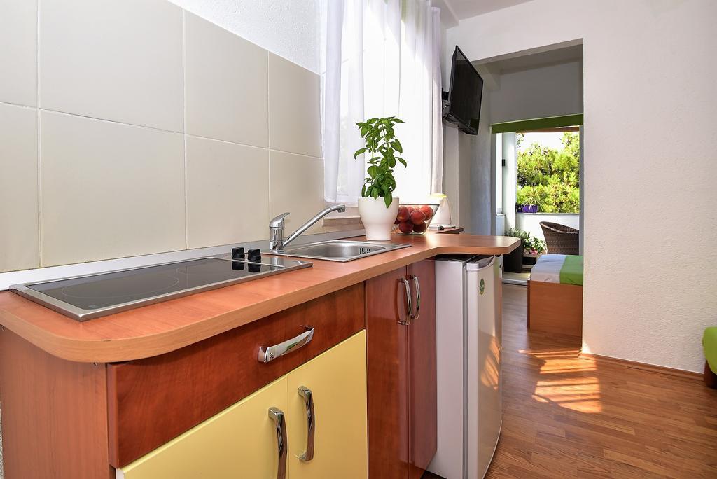 Apartment Borna Makarska Extérieur photo